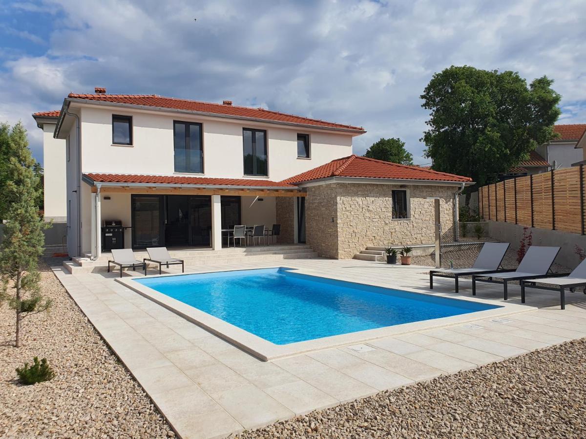 Villa Zora Rasopasno Dış mekan fotoğraf